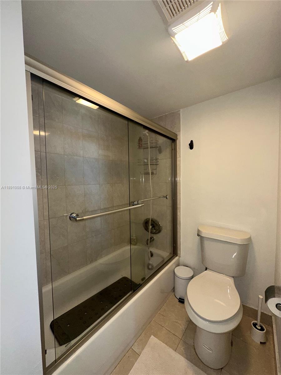 Photo of 3675 Country Club Dr  #1809, Aventura, Florida, 33180 - 
