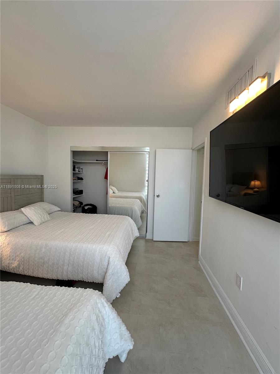 Photo of 3675 Country Club Dr  #1809, Aventura, Florida, 33180 - 