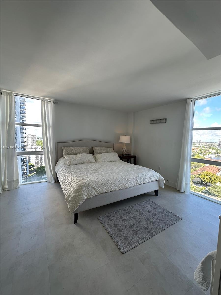 Photo of 3675 Country Club Dr  #1809, Aventura, Florida, 33180 - 