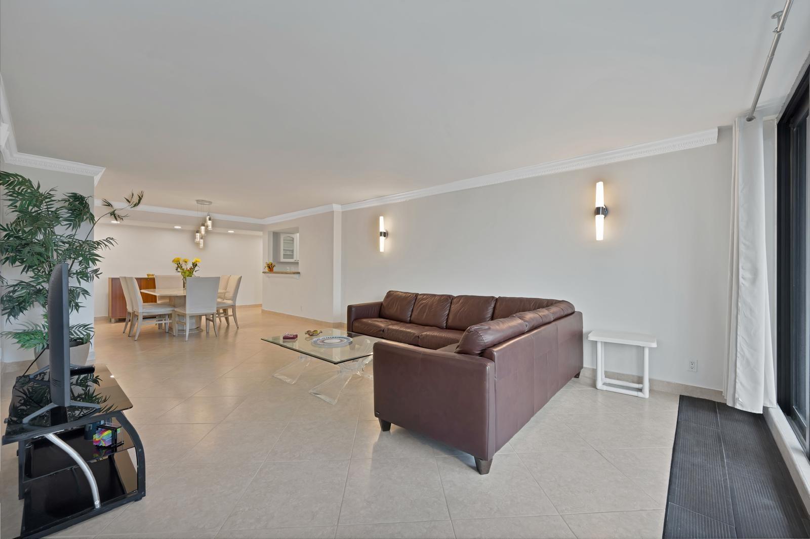 Photo of 2301 Ocean  #1707, Hollywood, Florida, 33019 - Photo 16
