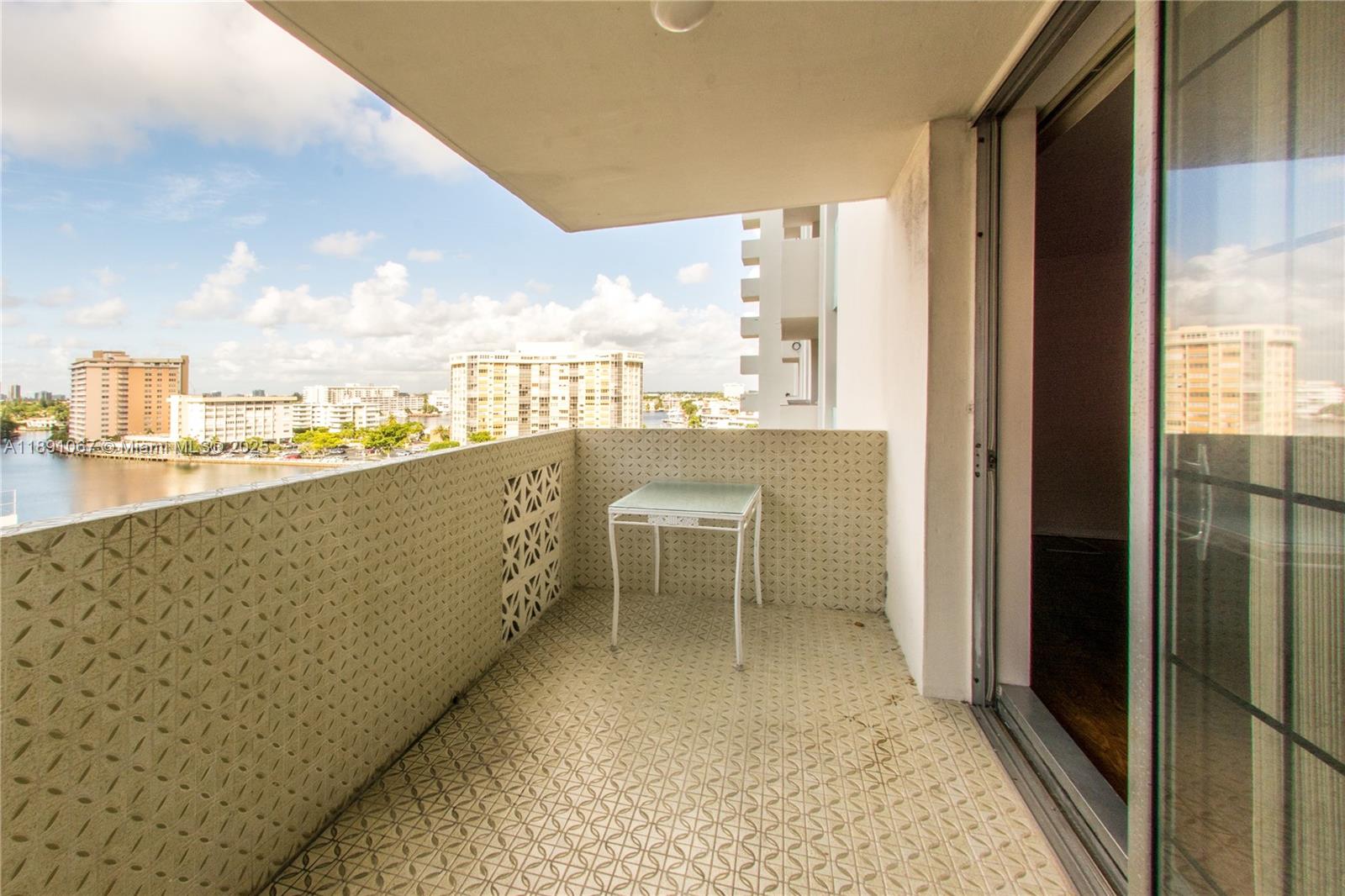 Photo of 1833 Ocean Dr  #906, Hallandale Beach, Florida, 33009 - 