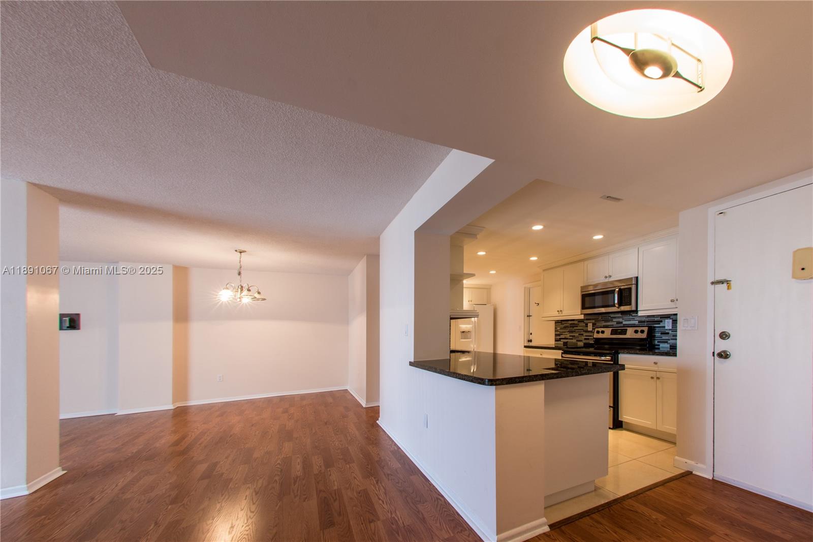 Photo of 1833 Ocean Dr #906, Hallandale Beach, Florida, 33009 -