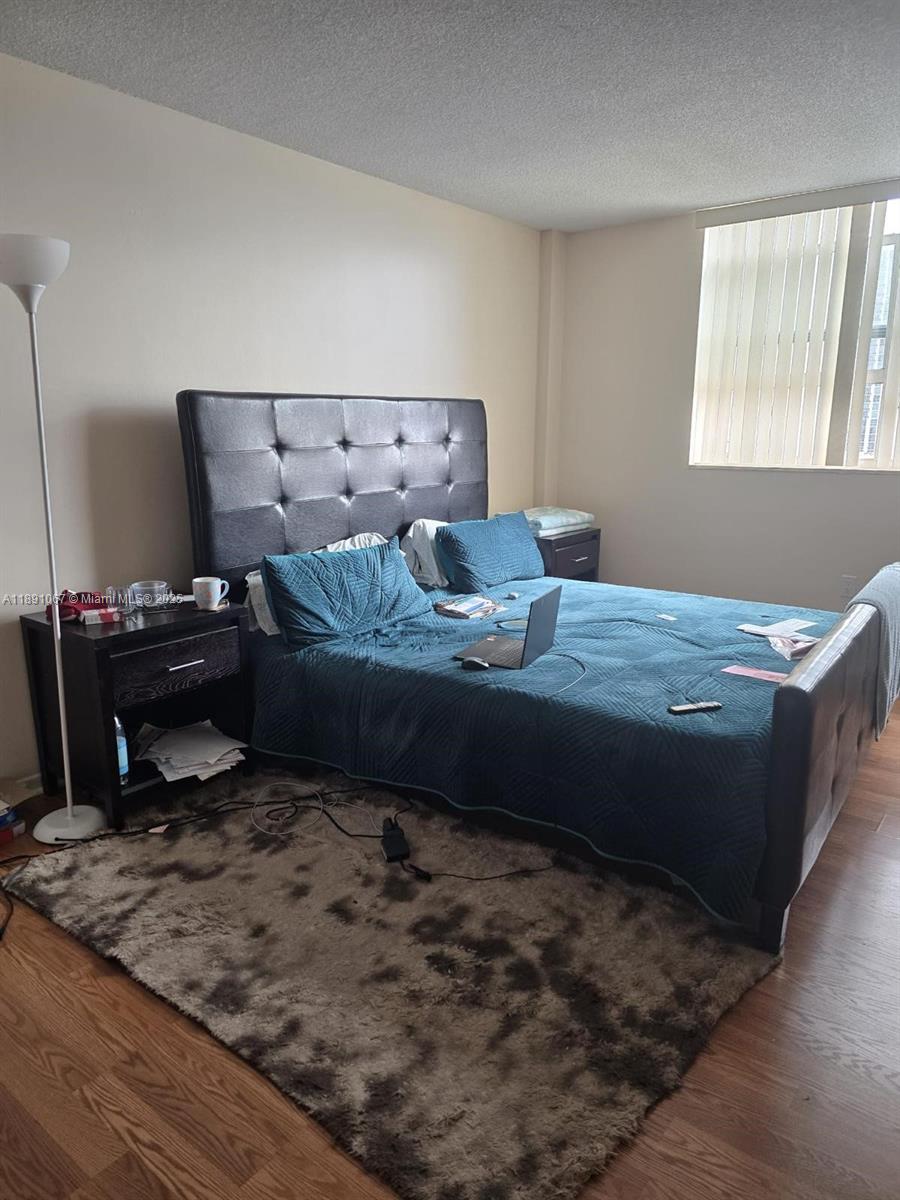 Photo of 1833 Ocean Dr  #906, Hallandale Beach, Florida, 33009 - 