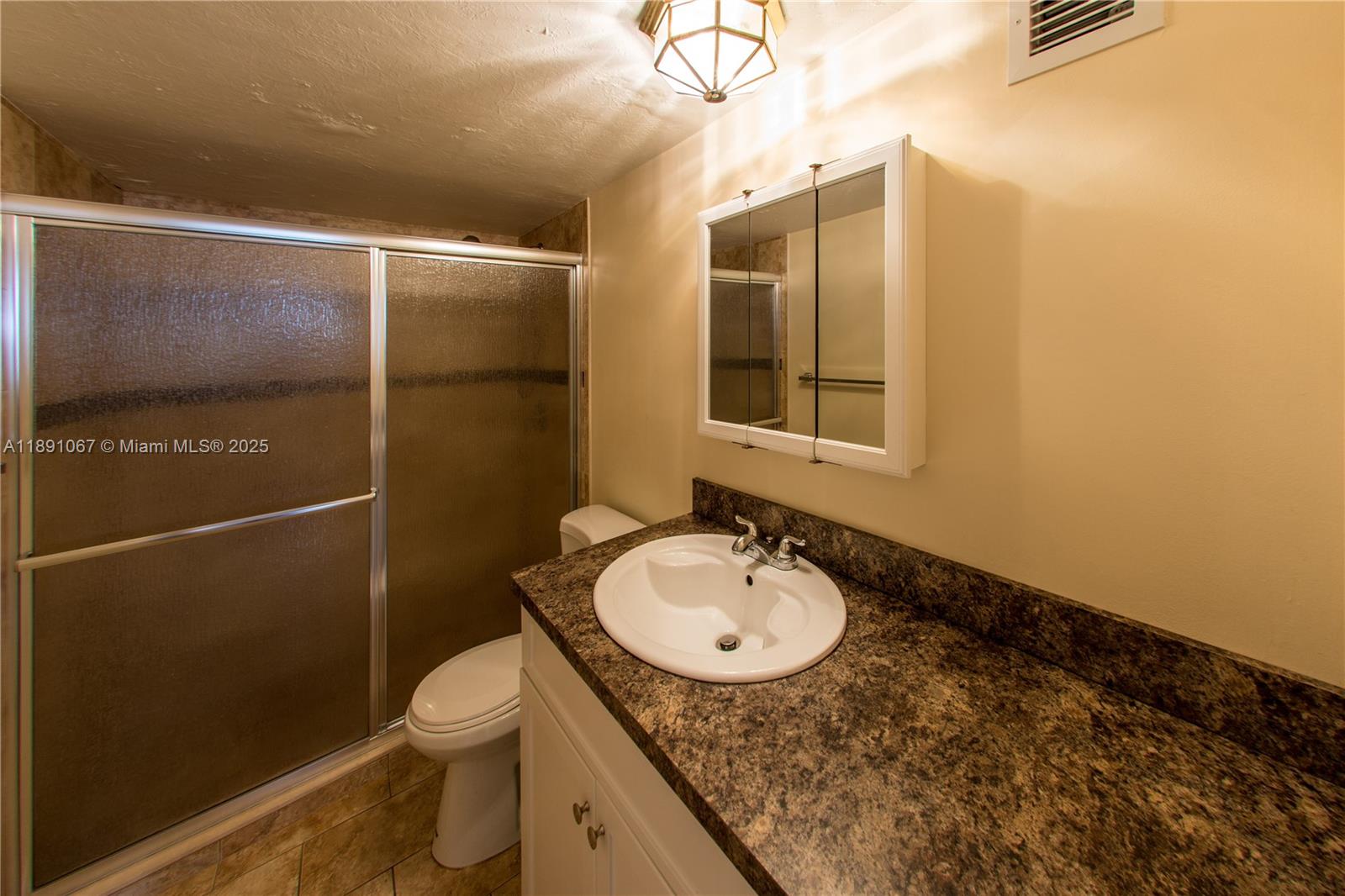 Photo of 1833 Ocean Dr #906, Hallandale Beach, Florida, 33009 -