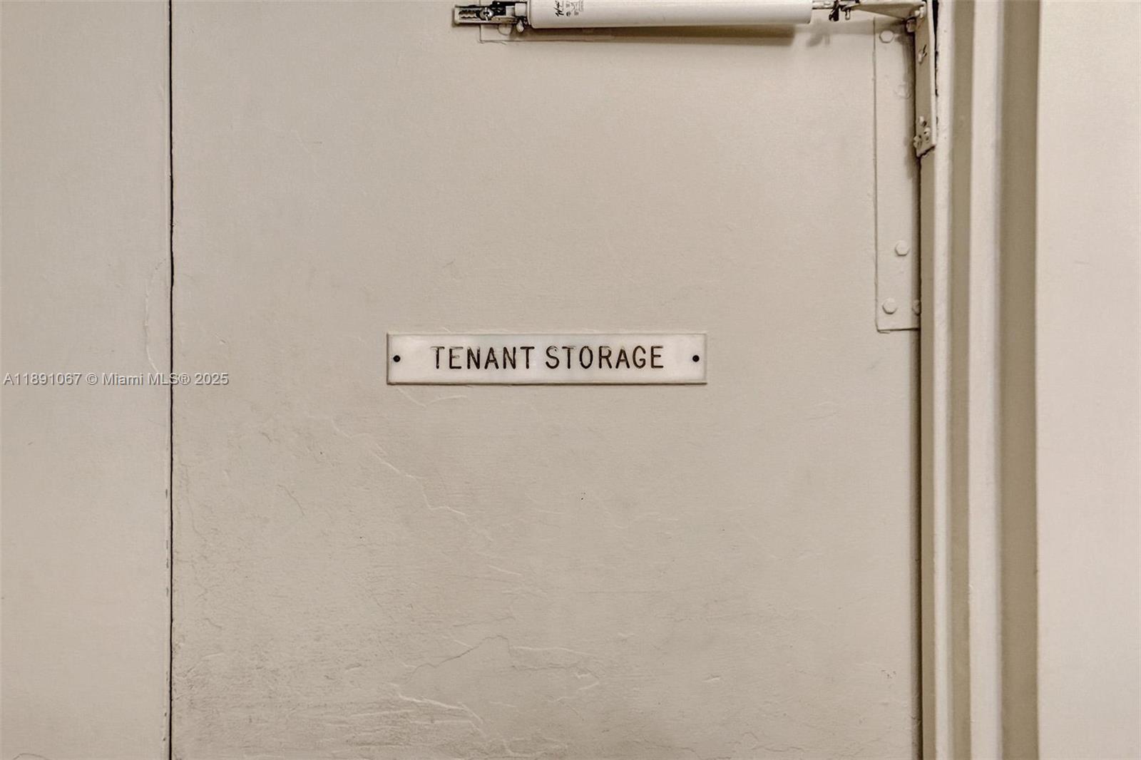 Photo of 1833 Ocean Dr  #906, Hallandale Beach, Florida, 33009 - 