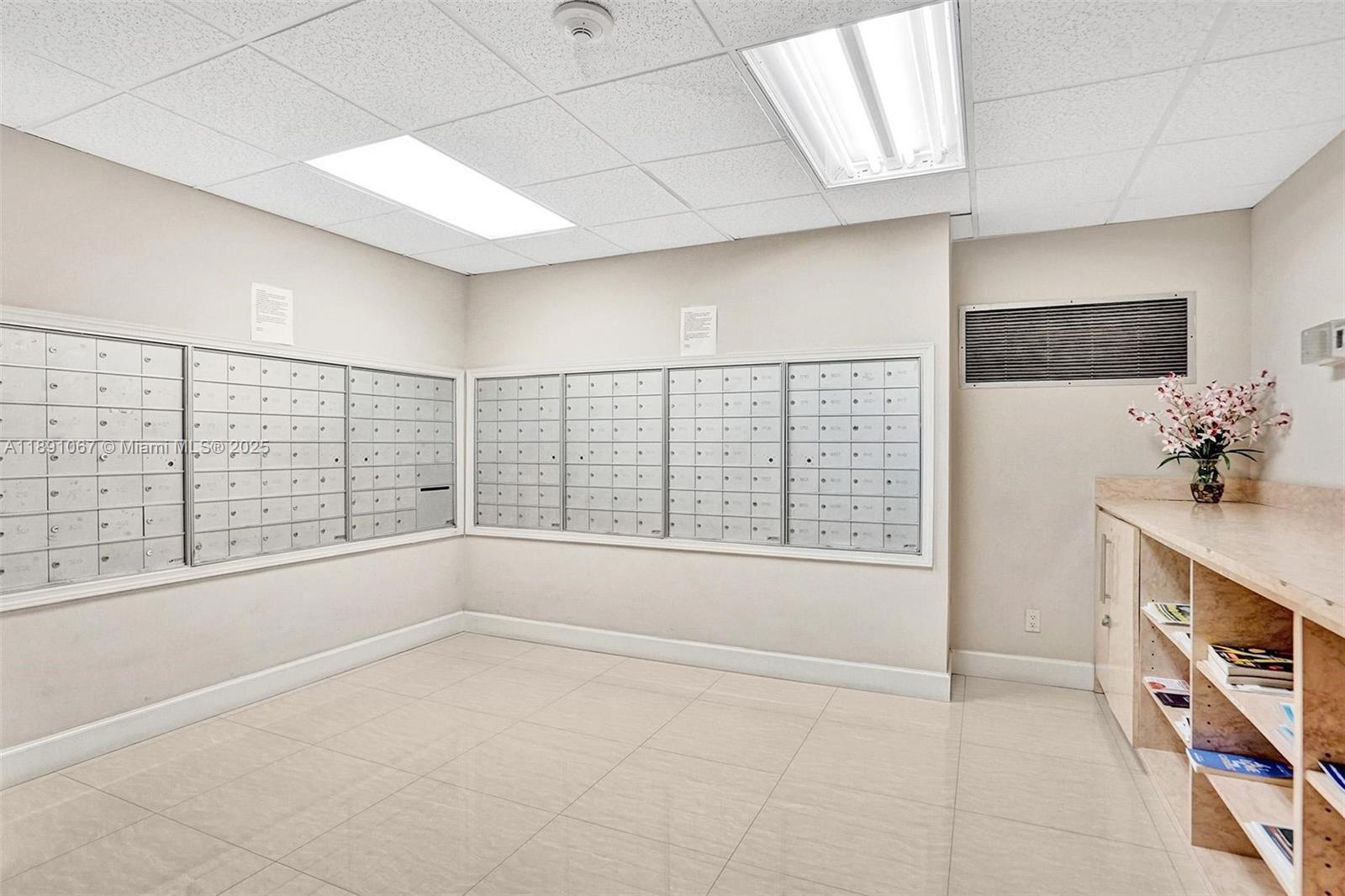 Photo of 1833 Ocean Dr  #906, Hallandale Beach, Florida, 33009 - 