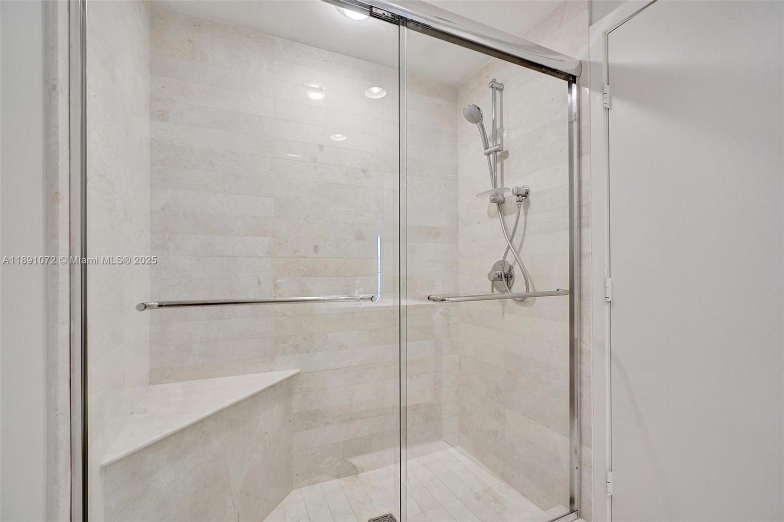 Photo of 17301 Biscayne Blvd  #708, North Miami Beach, Florida, 33160 - guest bathroom