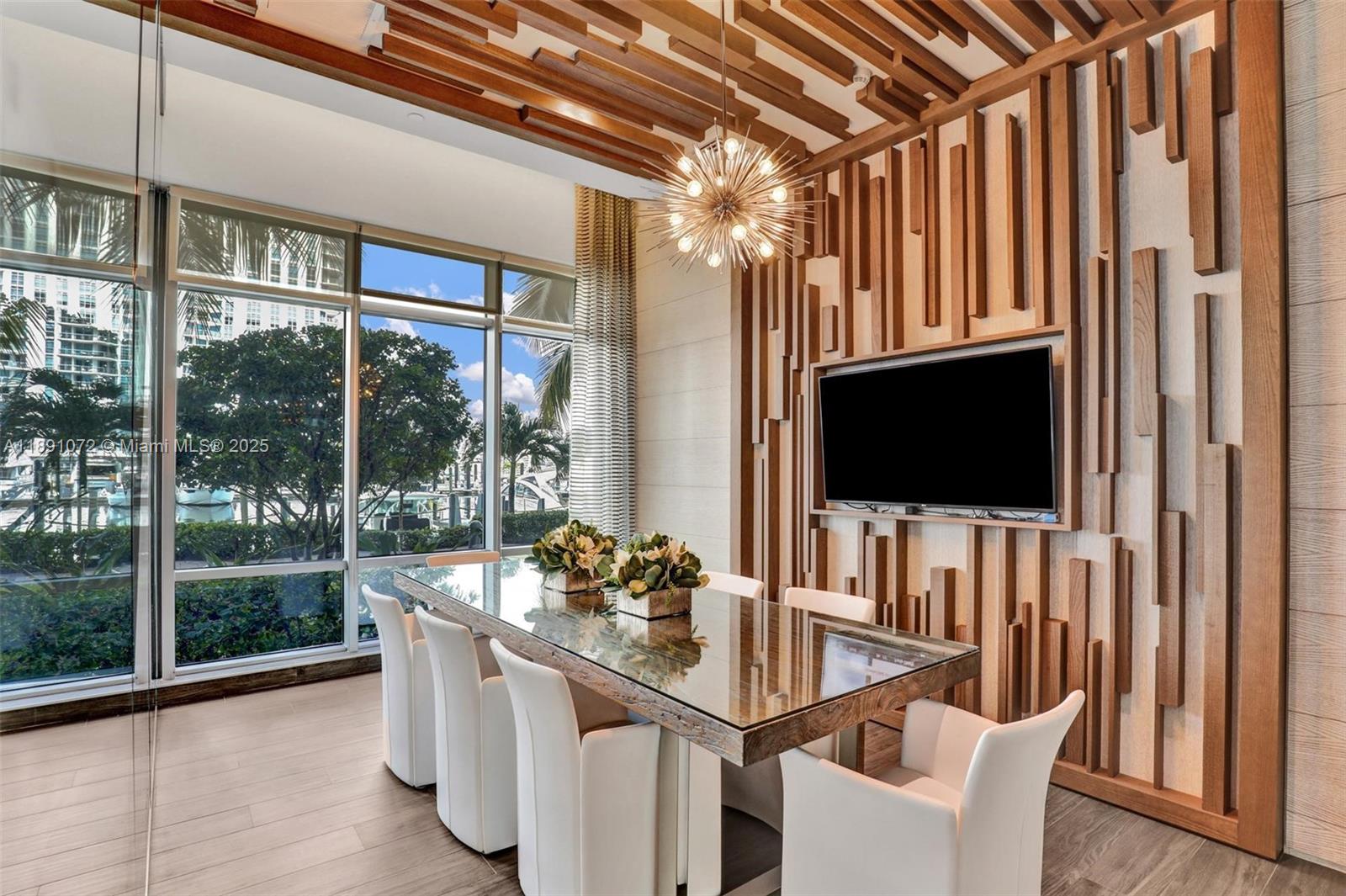 Photo of 17301 Biscayne Blvd  #708, North Miami Beach, Florida, 33160 - News Cafe and business lounge