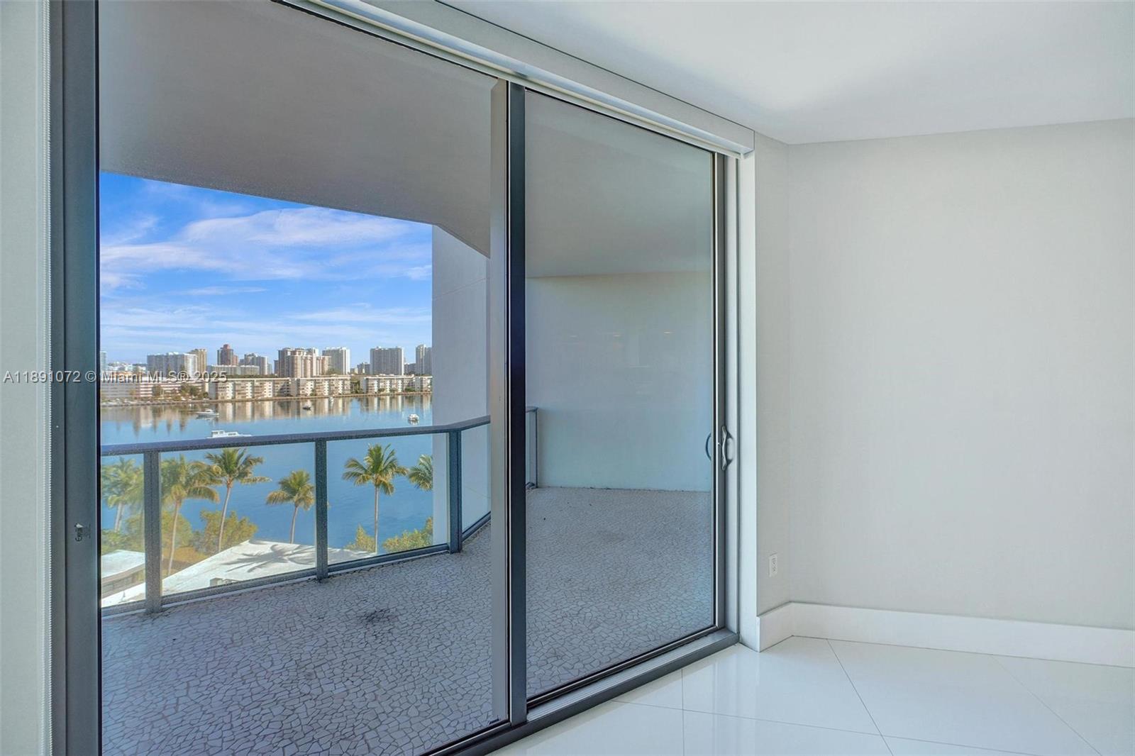 Photo of 17301 Biscayne Blvd  #708, North Miami Beach, Florida, 33160 -