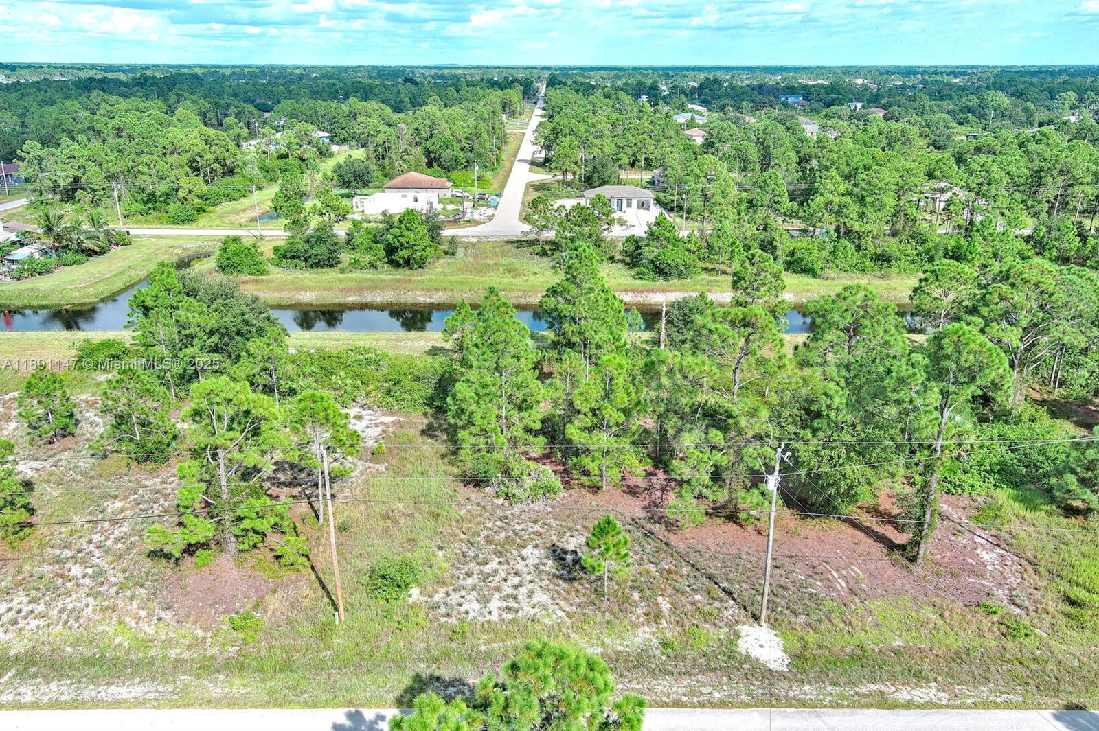   /   sq. ft. $ 2025-10-06 0 Photo