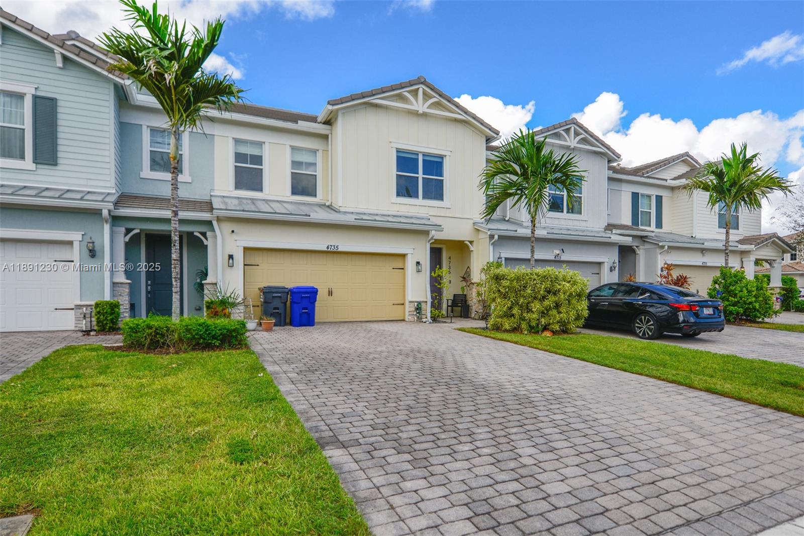 4735 3 / 3 1769 sq. ft. $ 2025-10-06 0 Photo