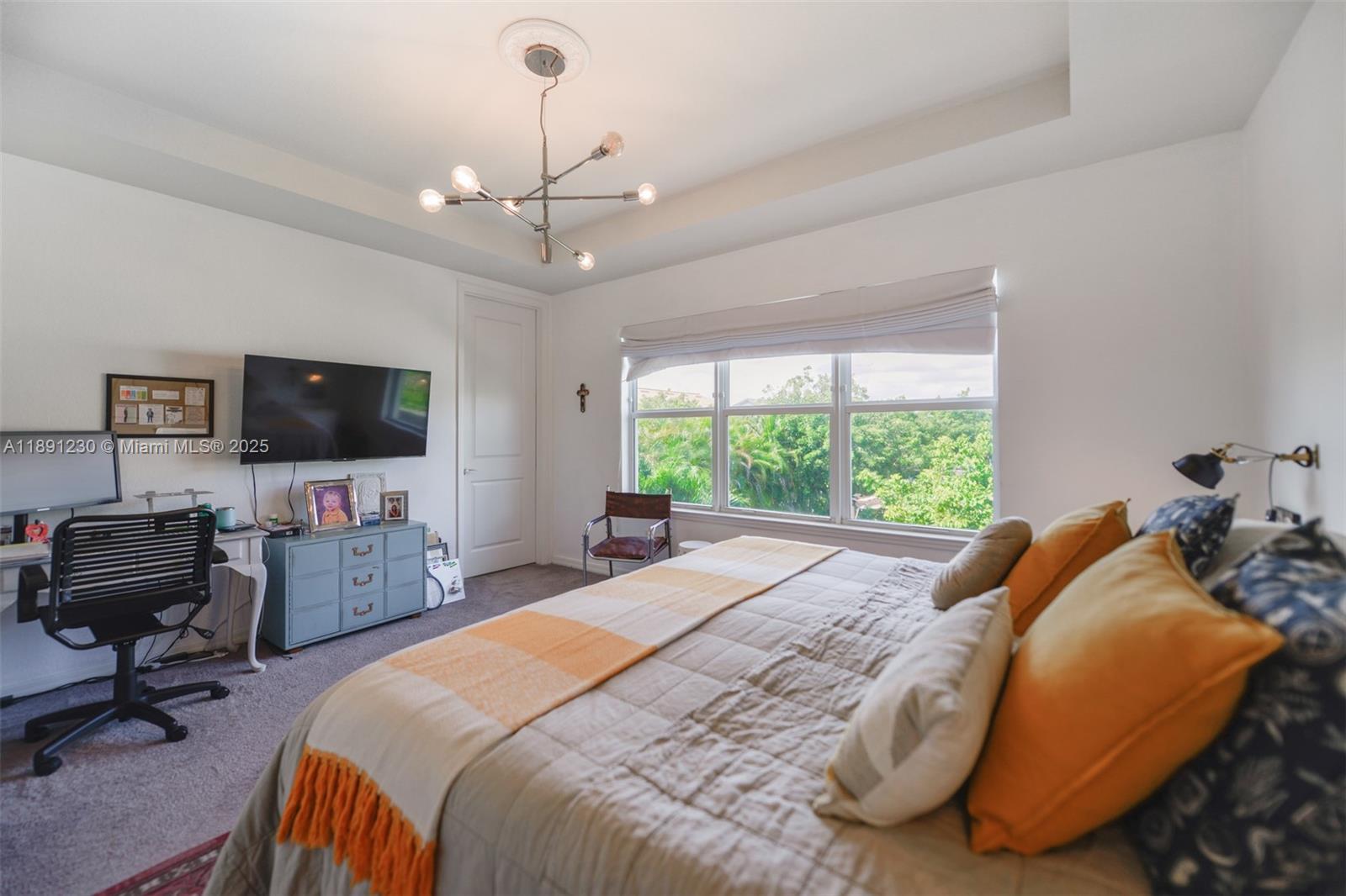 4735 3 / 3 1769 sq. ft. $ 2025-10-06 0 Photo