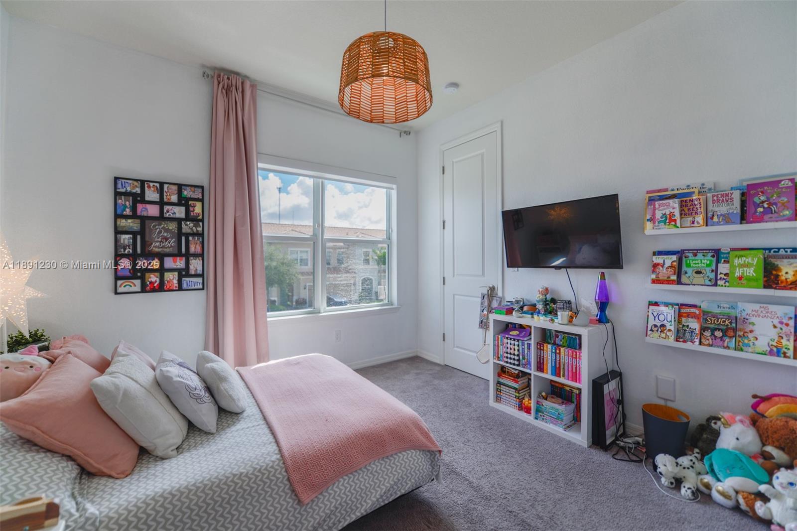 4735 3 / 3 1769 sq. ft. $ 2025-10-06 0 Photo