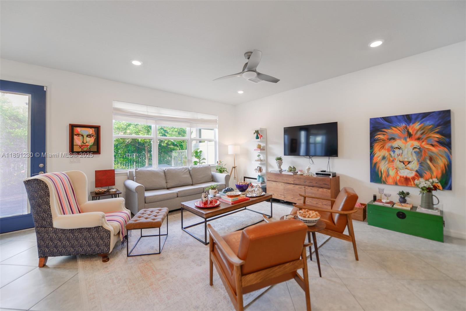 4735 3 / 3 1769 sq. ft. $ 2025-10-06 0 Photo