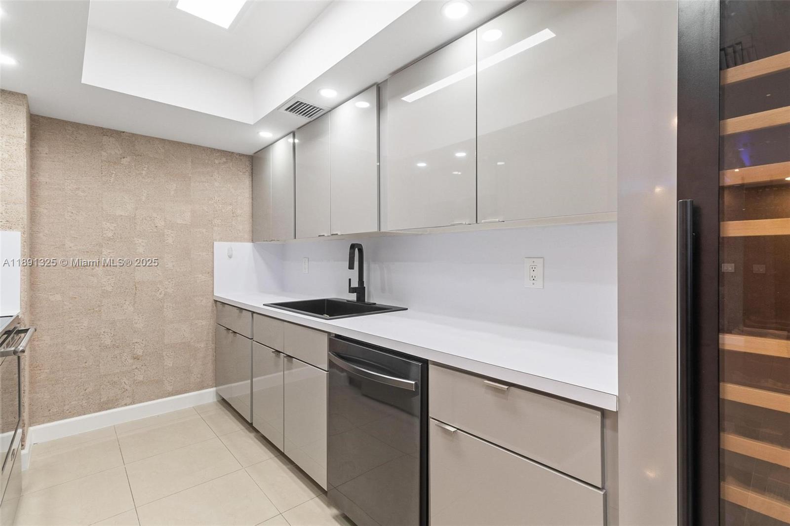 Photo of 9801 Collins Ave  #11-O, Bal Harbour, Florida, 33154 - 