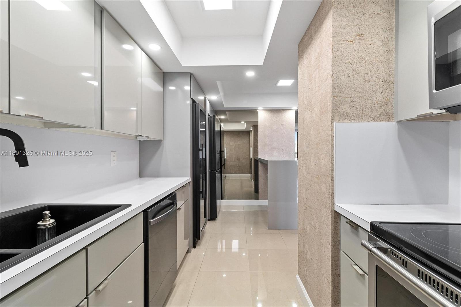 Photo of 9801 Collins Ave  #11-O, Bal Harbour, Florida, 33154 - 