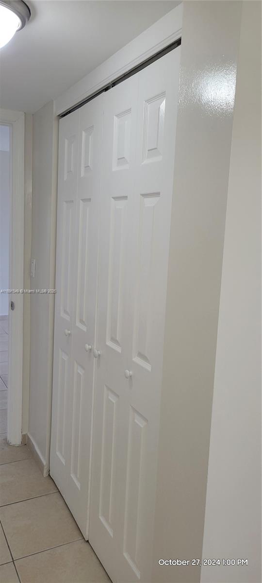 Photo of 3475 Country Club Dr  #319, Aventura, Florida, 33180 - 