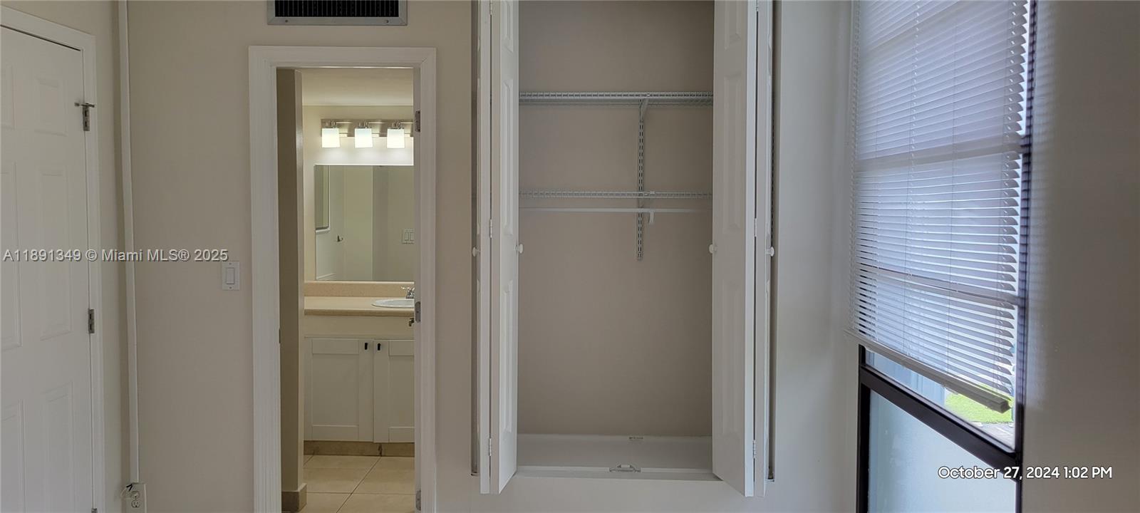 Photo of 3475 Country Club Dr  #319, Aventura, Florida, 33180 - 