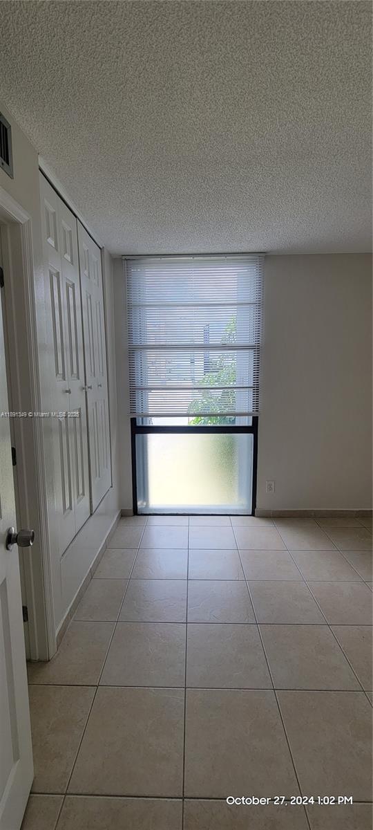 Photo of 3475 Country Club Dr  #319, Aventura, Florida, 33180 - 