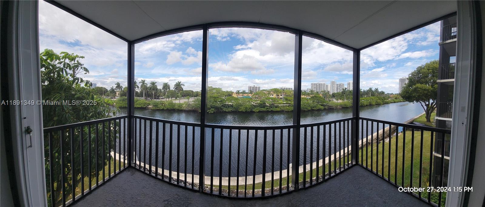 Photo of 3475 Country Club Dr  #319, Aventura, Florida, 33180 - 