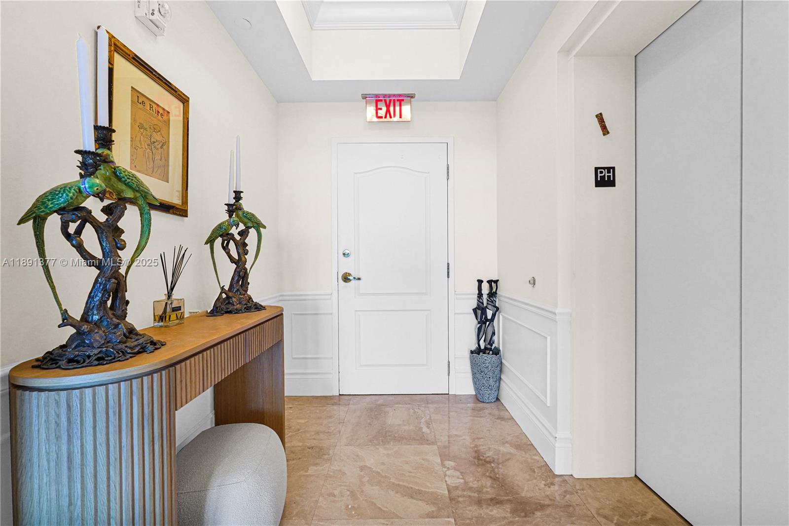 Photo of 3501 Ocean Drive  #PH7, Hollywood, Florida, 33019 - 