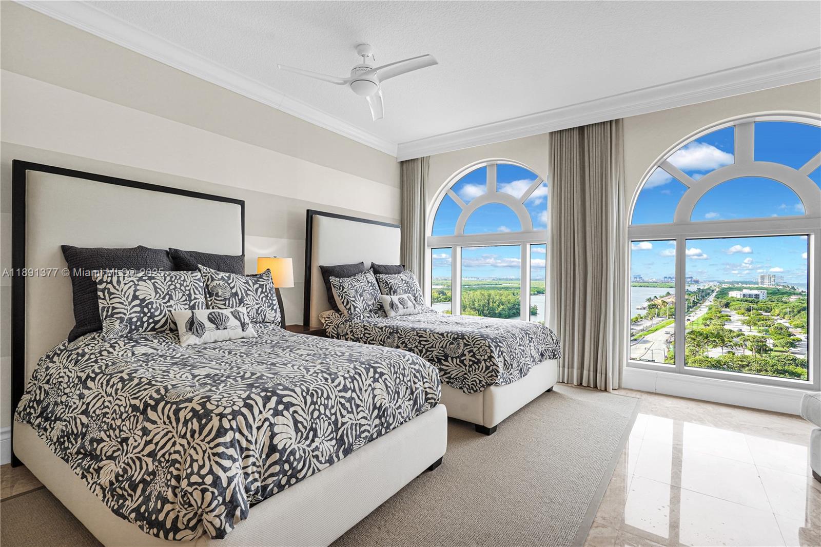 Photo of 3501 Ocean Drive  #PH7, Hollywood, Florida, 33019 - 