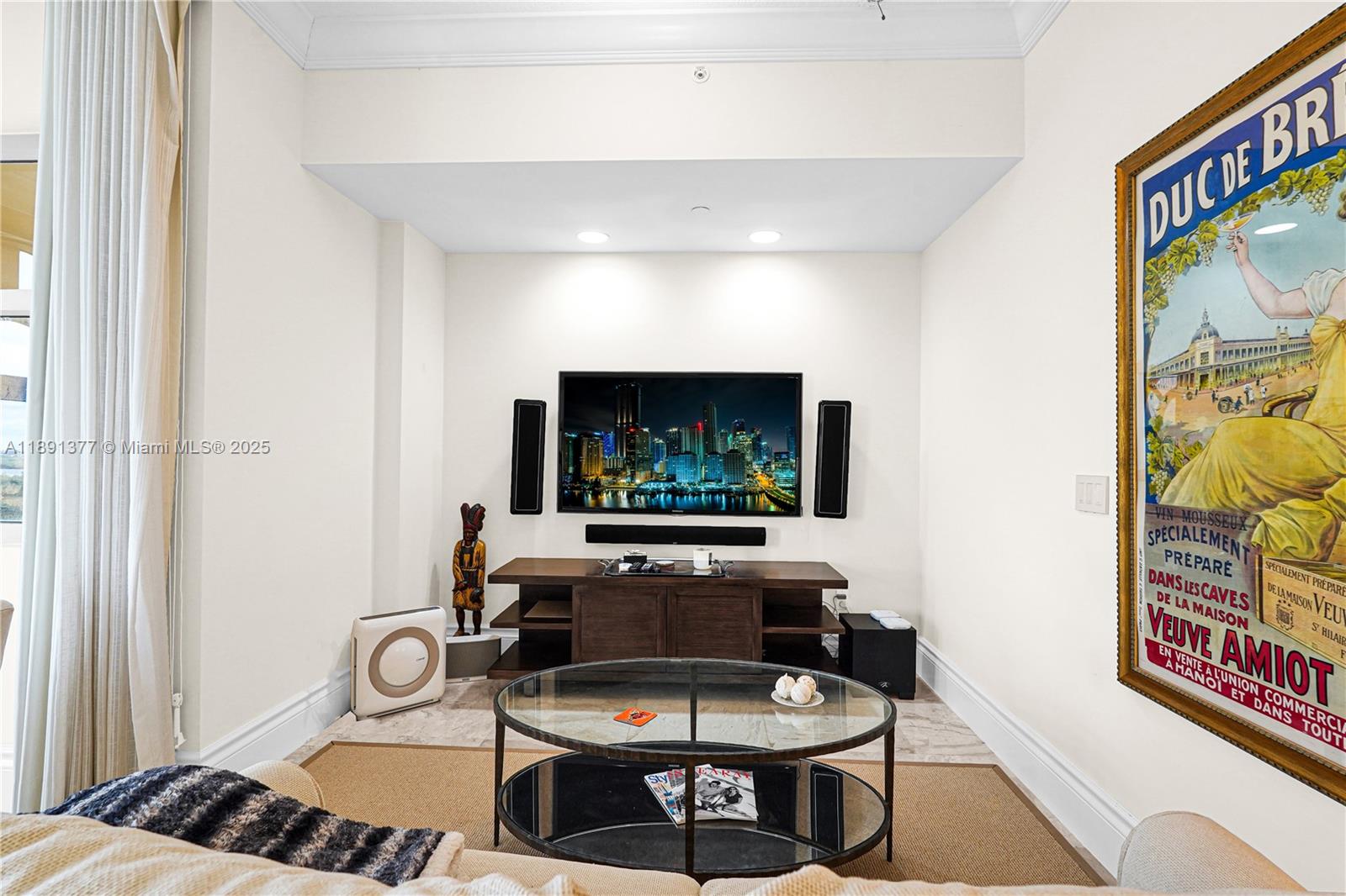 Photo of 3501 Ocean Drive  #PH7, Hollywood, Florida, 33019 - setting area