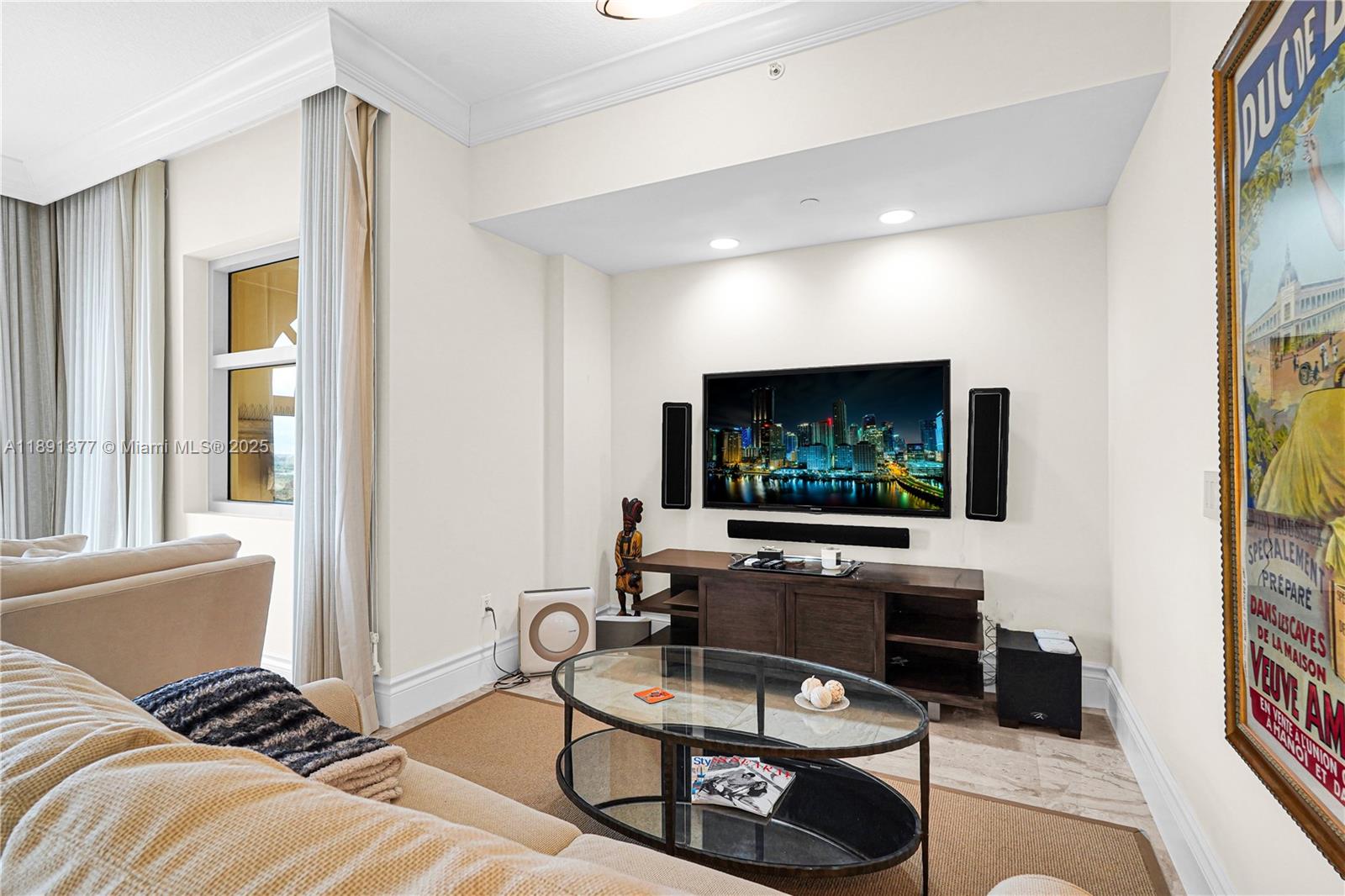 Photo of 3501 Ocean Drive  #PH7, Hollywood, Florida, 33019 - setting area