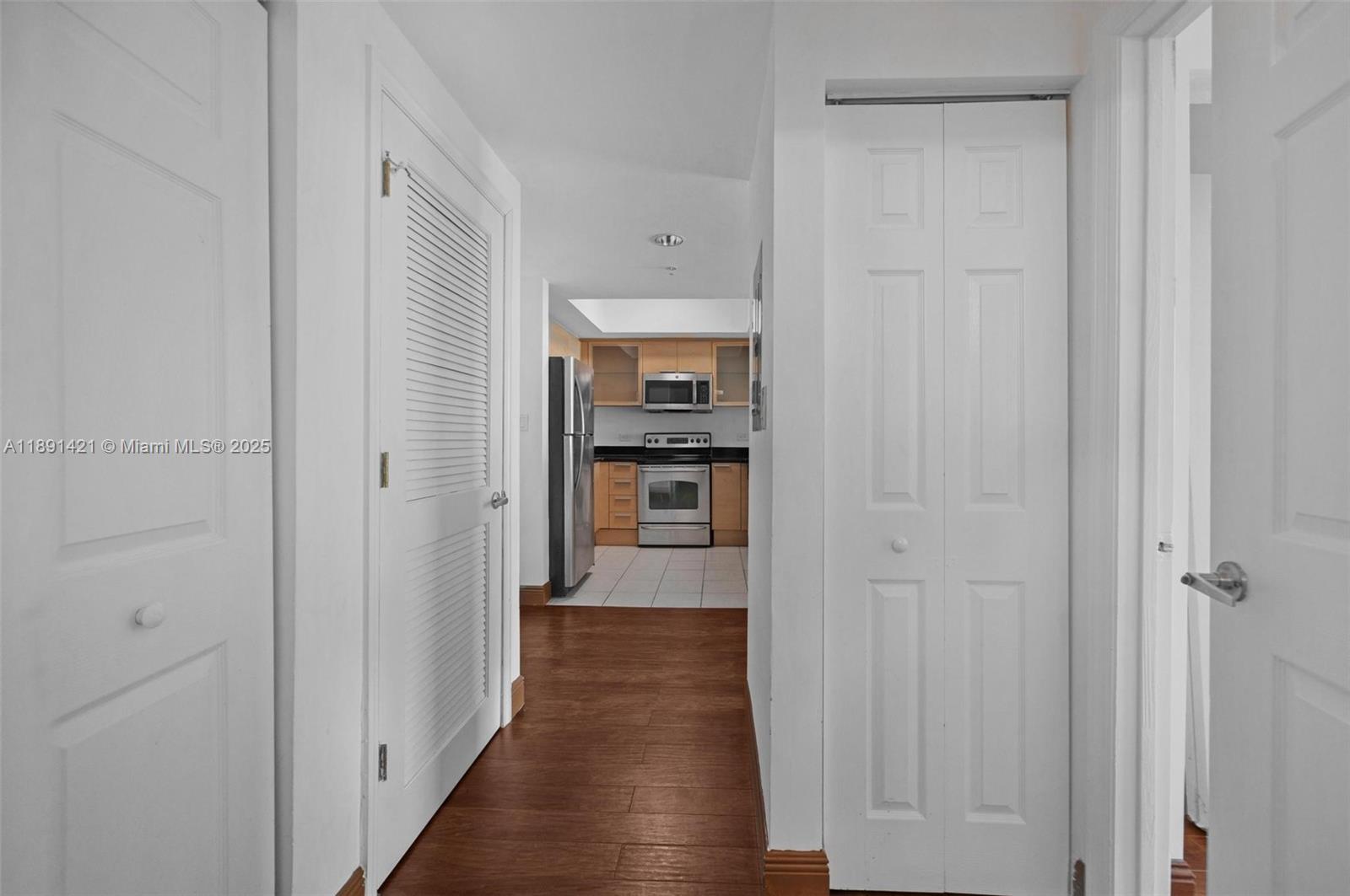 Photo of 140 Dixie Hwy  #533, Hollywood, Florida, 33020 - 