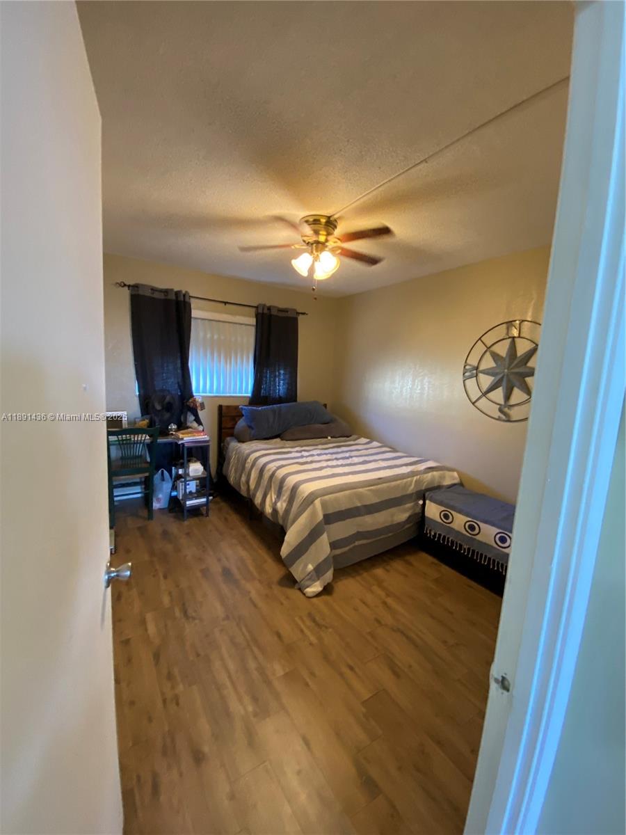 413-1 2 / 2 1315 sq. ft. $ 2025-10-06 0 foto