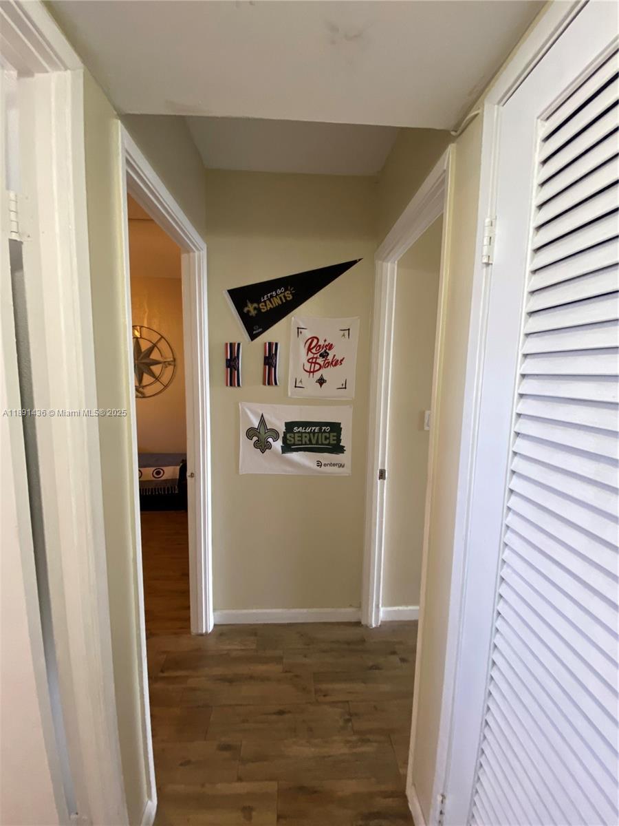 413-1 2 / 2 1315 sq. ft. $ 2025-10-06 0 foto