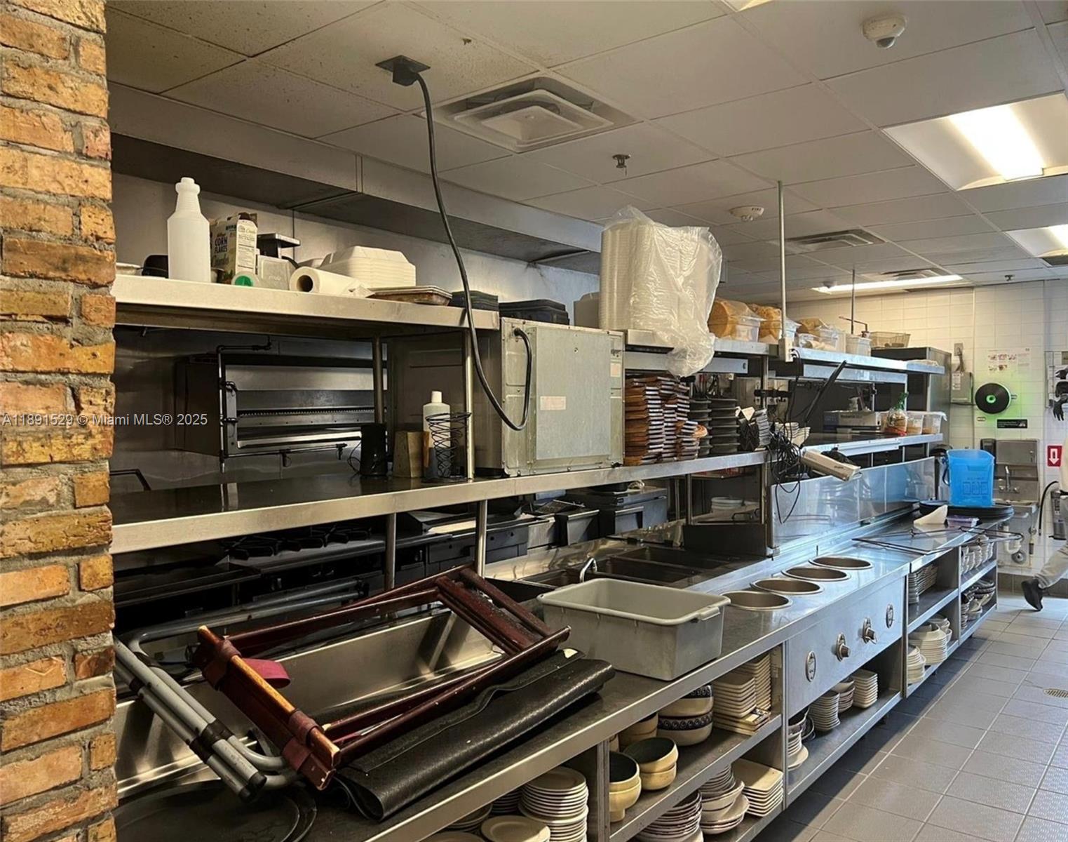 Ver detalles / sq. ft. $ 2025-10-07 0 foto