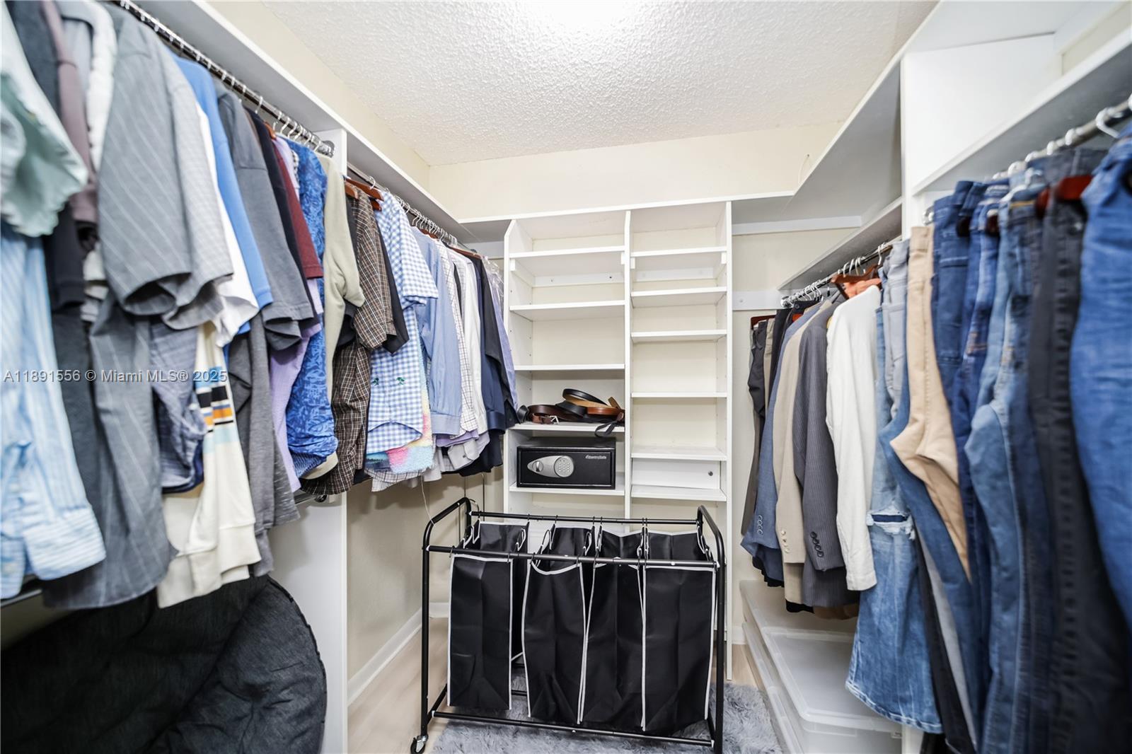 Photo of 600 Three Islands Blvd  #1021, Hallandale Beach, Florida, 33009 - Primary bedroom?s walk-in closet