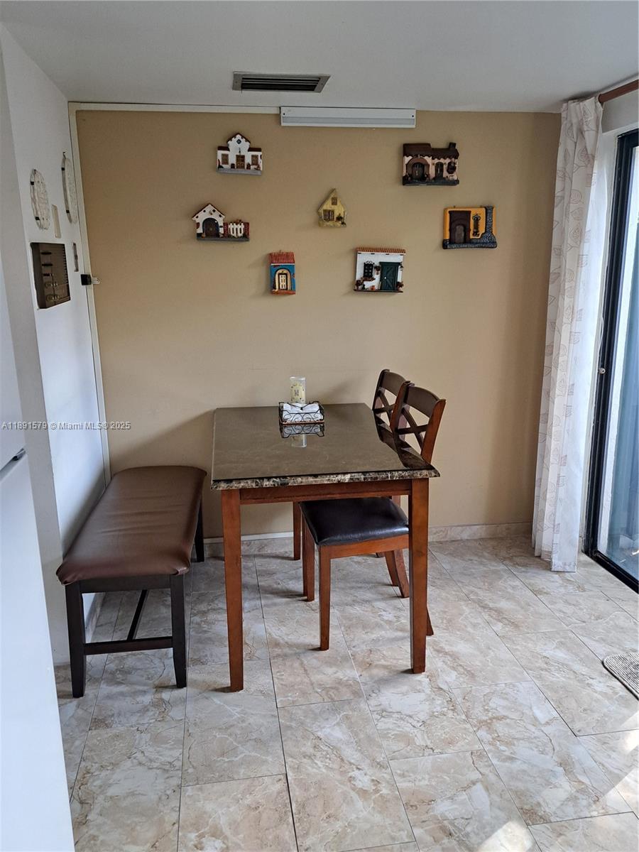 56-3 3 / 3 1340 sq. ft. $ 2025-10-07 0 Photo