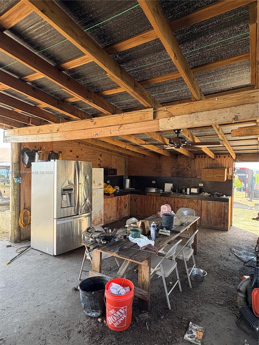 Подробнее / кв.футов $ 2025-10-07 0 Фото