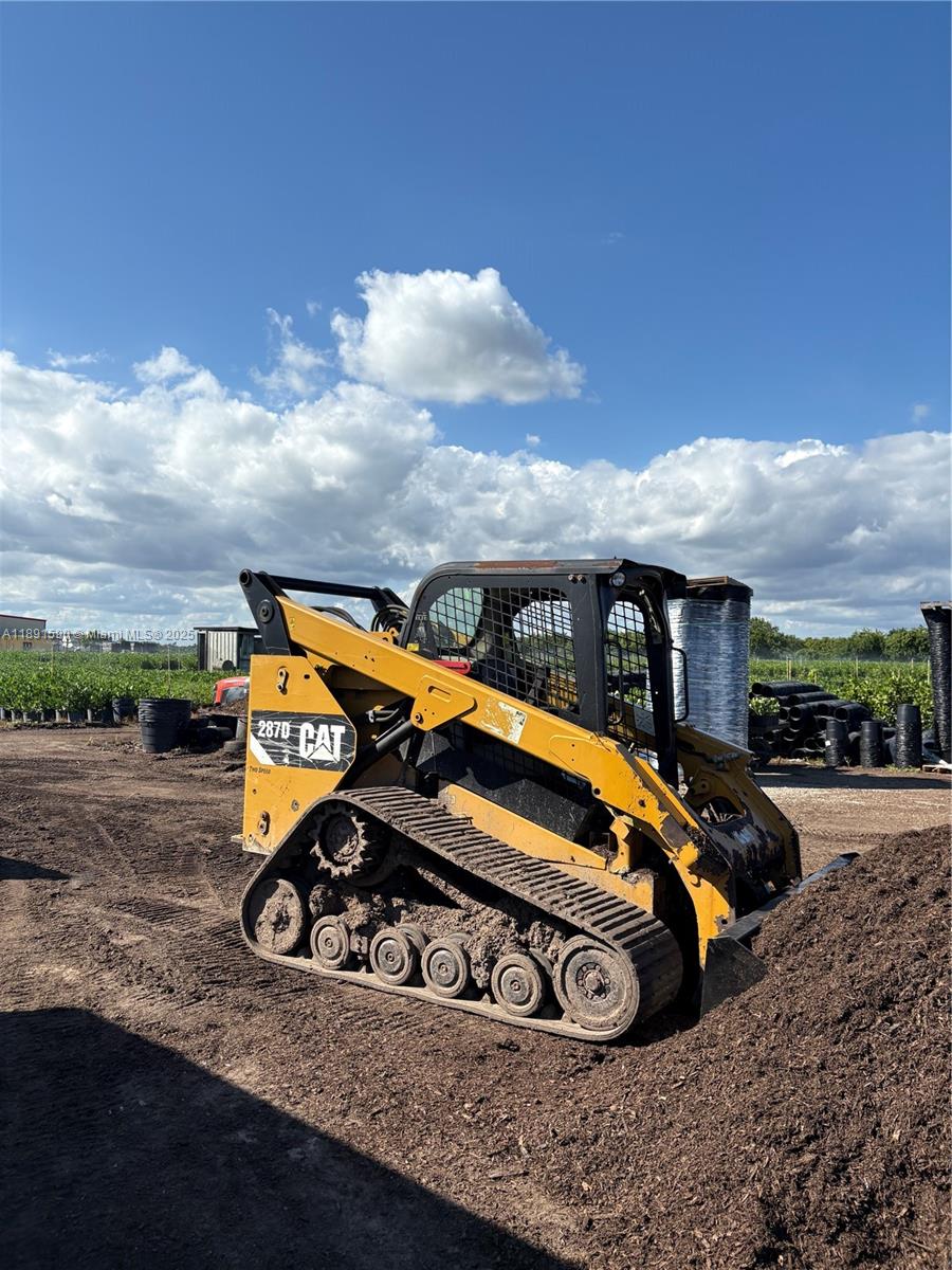 Подробнее / кв.футов $ 2025-10-07 0 Фото