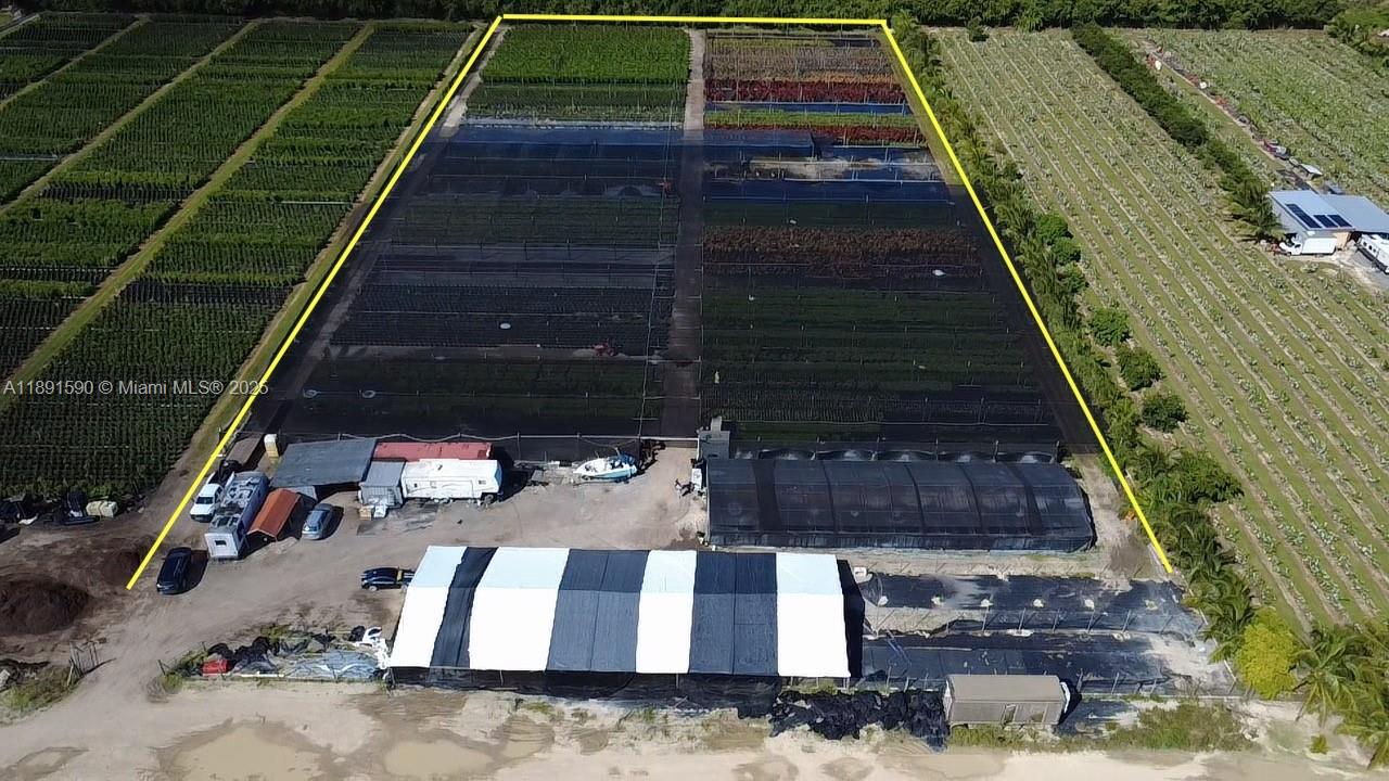 Подробнее / кв.футов $ 2025-10-07 0 Фото