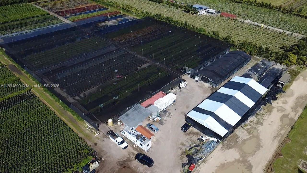 Подробнее / кв.футов $ 2025-10-07 0 Фото