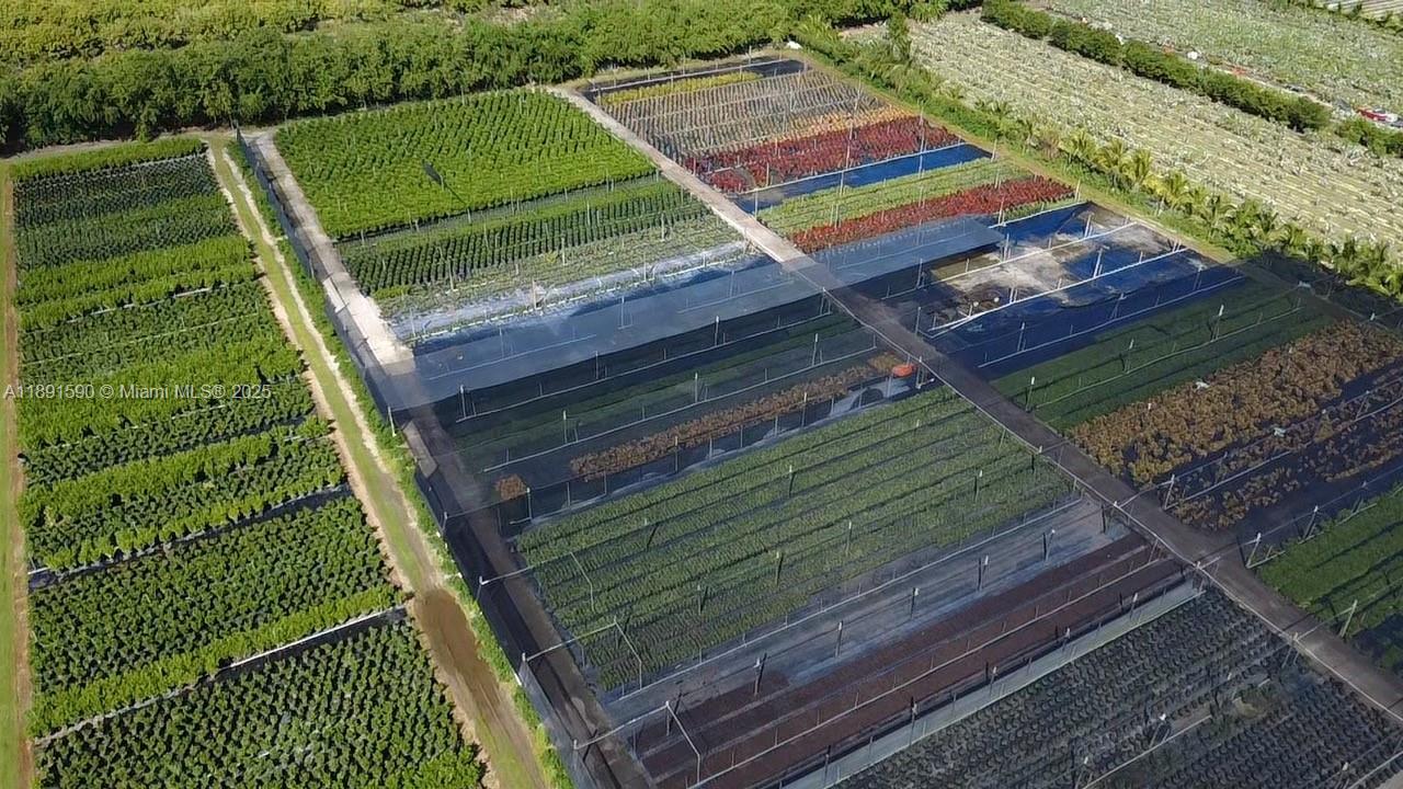 Подробнее / кв.футов $ 2025-10-07 0 Фото