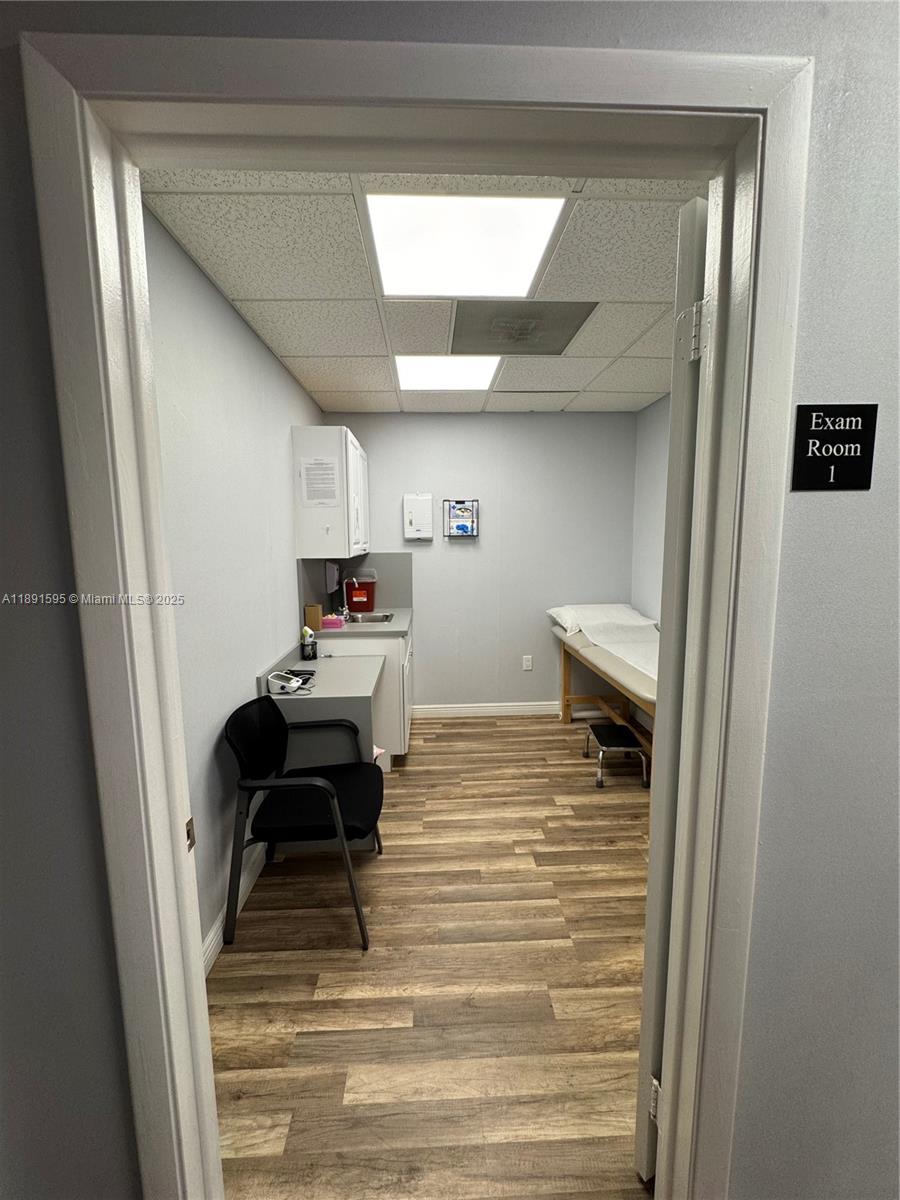   /   sq. ft. $ 2025-10-07 0 Photo