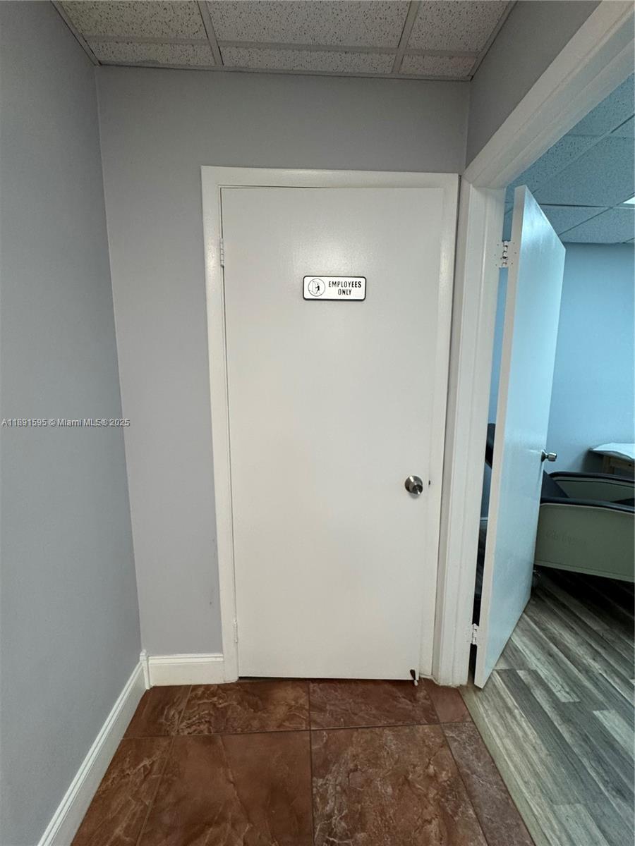   /   sq. ft. $ 2025-10-07 0 Photo