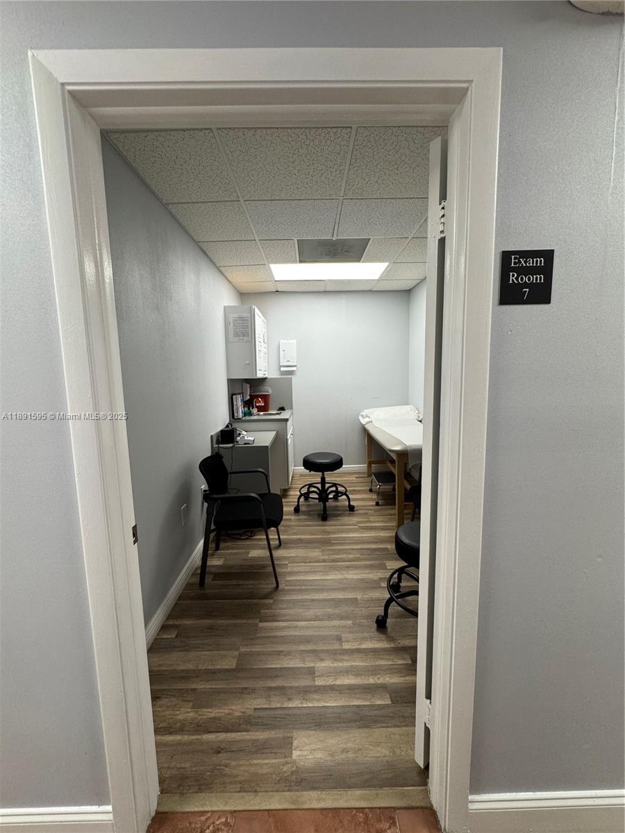   /   sq. ft. $ 2025-10-07 0 Photo