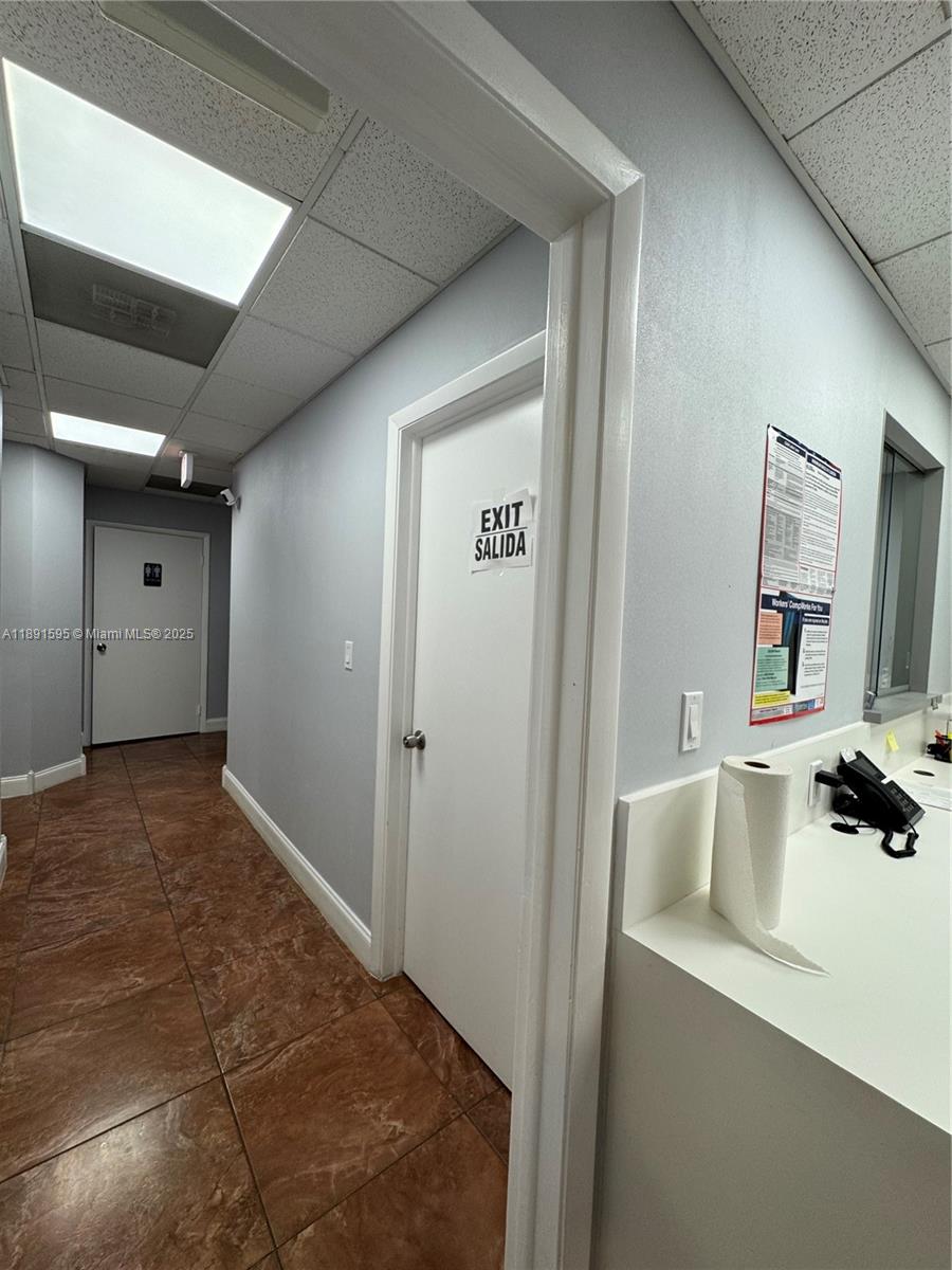   /   sq. ft. $ 2025-10-07 0 Photo
