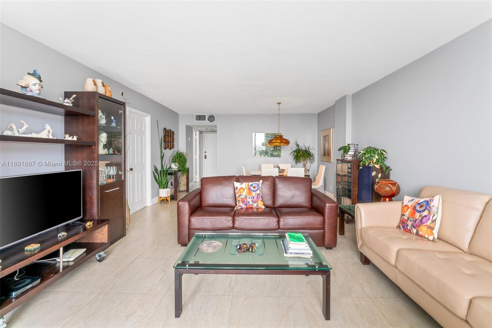 Photo of 3800 Ocean Dr  #1722, Hollywood, Florida, 33019 - 