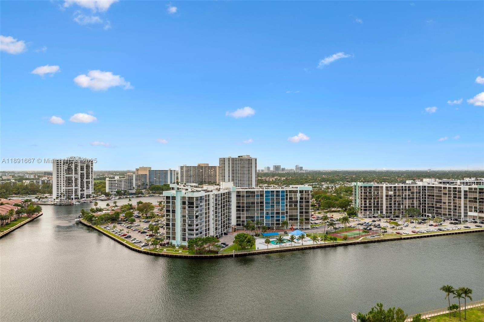 Photo of 3800 Ocean Dr  #1722, Hollywood, Florida, 33019 - 