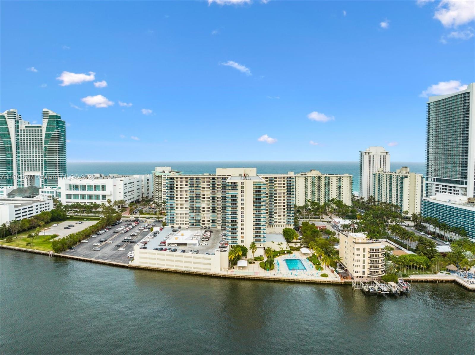 Photo of 3800 Ocean Dr  #1722, Hollywood, Florida, 33019 - 