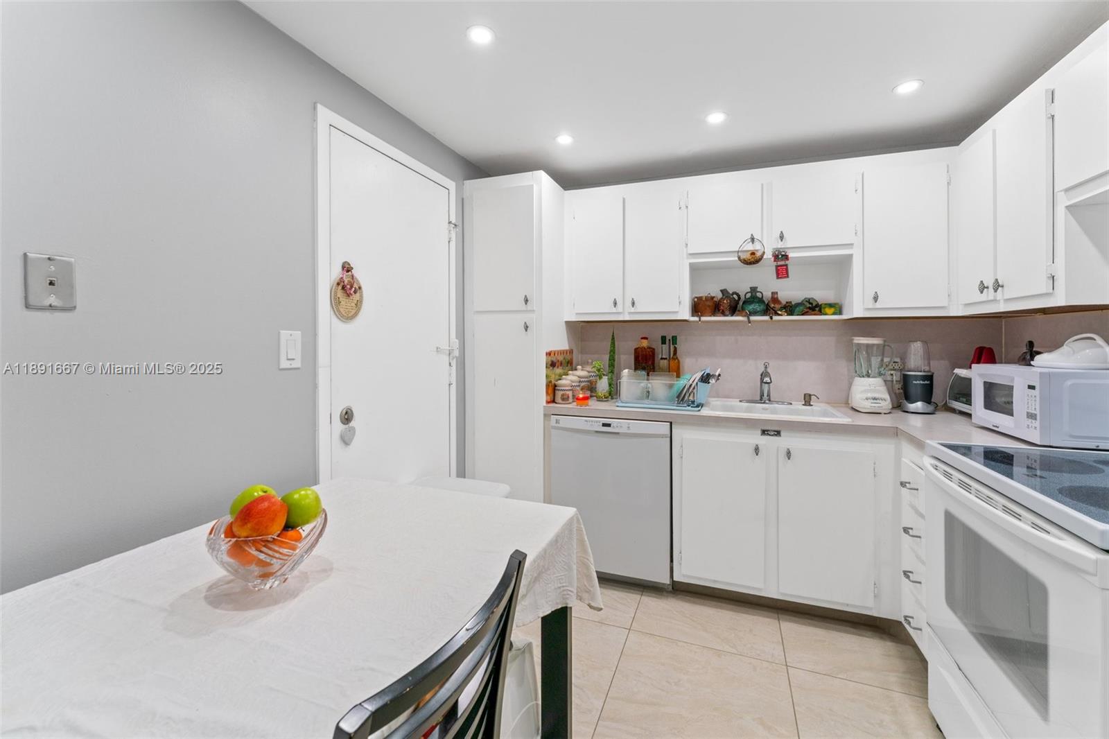 Photo of 3800 Ocean Dr #1722, Hollywood, Florida, 33019 -