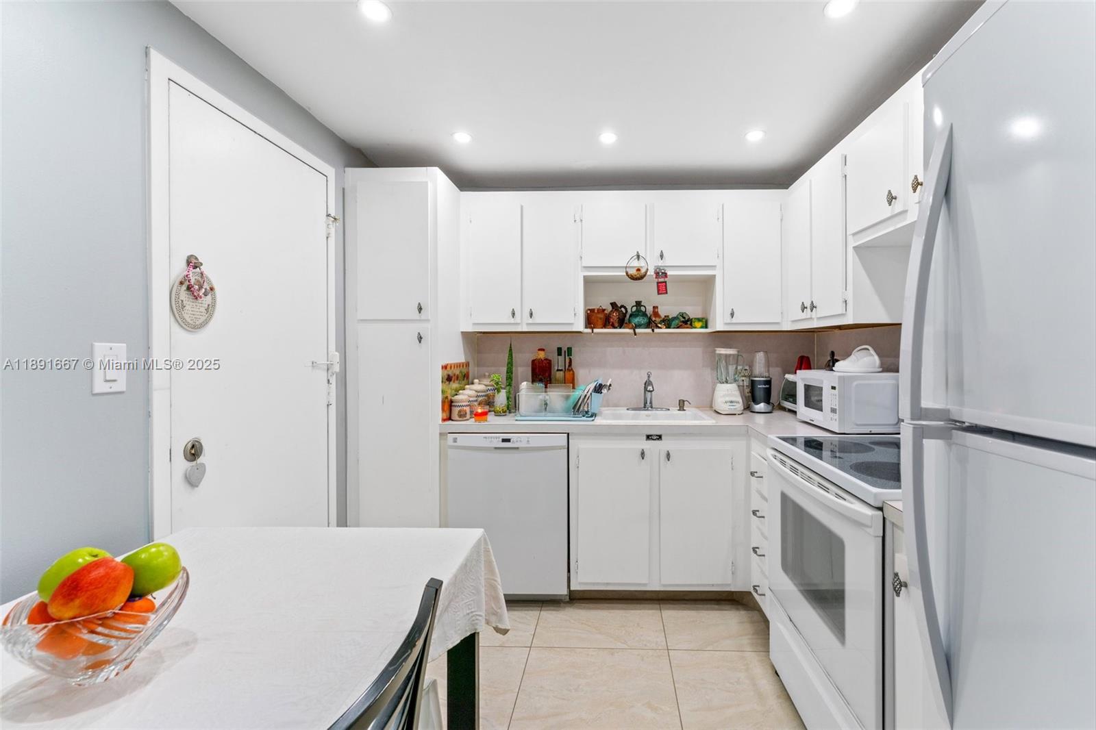 Photo of 3800 Ocean Dr #1722, Hollywood, Florida, 33019 -