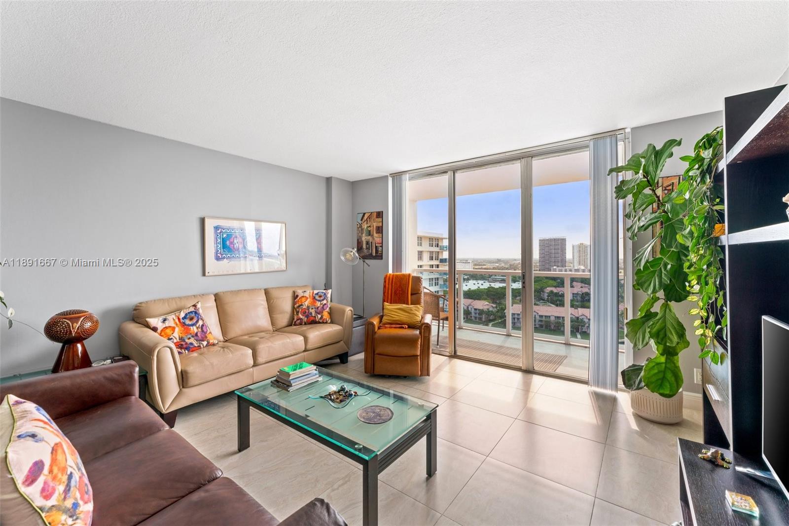 Photo of 3800 Ocean Dr  #1722, Hollywood, Florida, 33019 - 