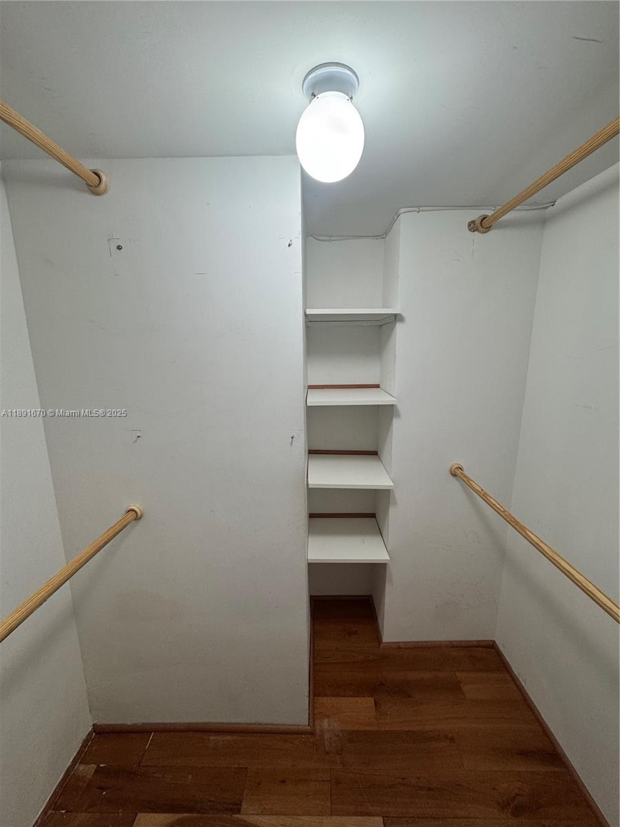 Photo of 20379 Country Club Dr  #1937, Aventura, Florida, 33180 - 